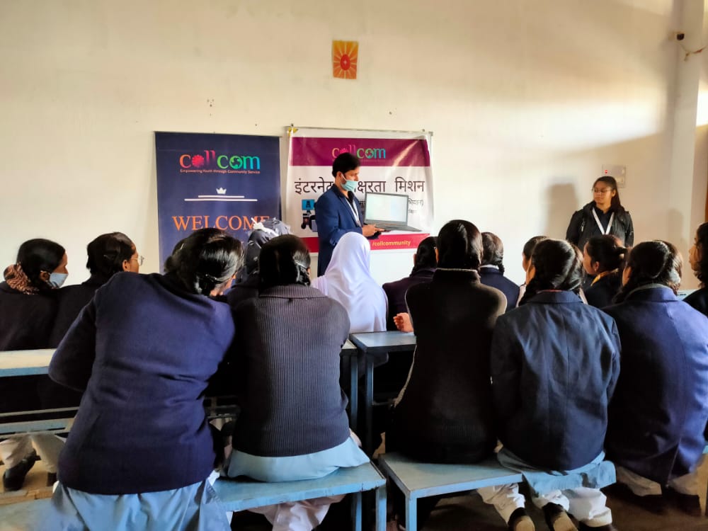 Internet Literacy Workshop in BIhar Village Poorvi Champaran